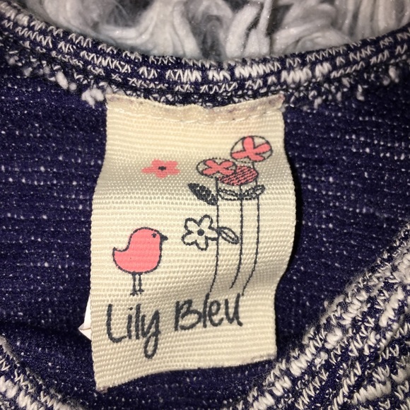 Adorable Blouse - Picture 2 of 5